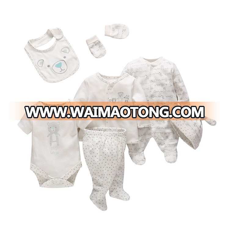 Wholesale OEM Infant Knitted Unisex 7 Piece Set White Preemie Newborn Baby Clothes Gift Set